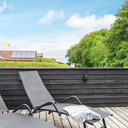 Hotel 5 Person In Hejls