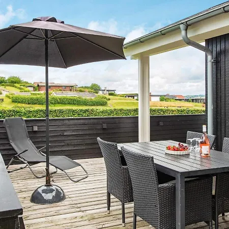 Hotel 5 Person In 4*